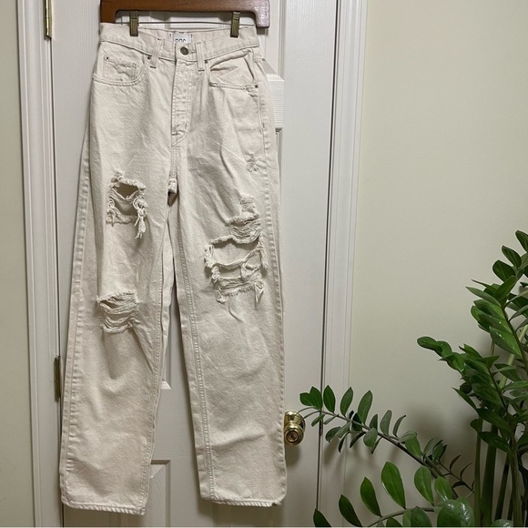BDG Cream High Rise Baggy Jeans 26 - Picture 2 of 8